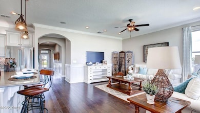 Bellmore-large-005-5-Living Room-1500x10