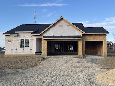 4743 Willow Cir, Davenport, IA 52806 - photo 2