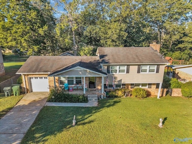 11406 Maplecrest Dr SE, Huntsville, AL 35803 - photo 5