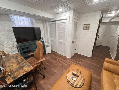 517 South Ave, Jim Thorpe, PA 18229 - photo 5