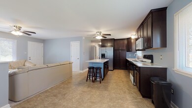 446 Loop Rd-27
