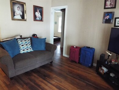 11 De Boll St, Houston, TX 77022 - photo 4