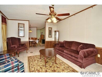 130 Wicklow Dr, Asheville, NC 28806 - photo 4