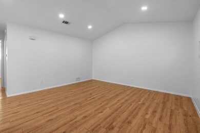 12801 Copper Cliff Ave unit B, Austin, TX 78727 - photo 4