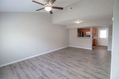 1413 Bodie Dr unit 1415, Columbia, MO 65202 - photo 3
