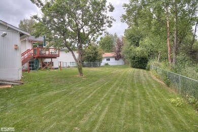 3126 Tamworth Cir, Anchorage, AK 99504 - photo 4