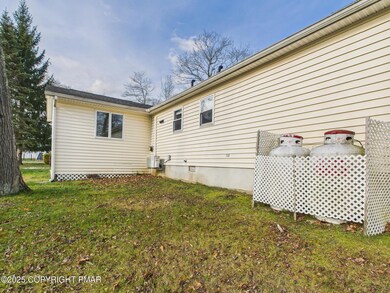 252 Coach Rd, Tobyhanna, PA 18466 - photo 6