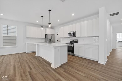 15994 Meadow Frost Ct, Fishers, IN 46037 - photo 6