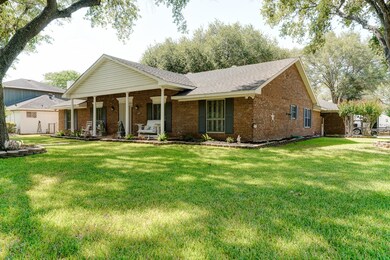 1135 Lindsey Dr, Rosenberg, TX 77471 - photo 3