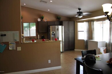 366 S Cathy Ct, Chandler, AZ 85226 - photo 2