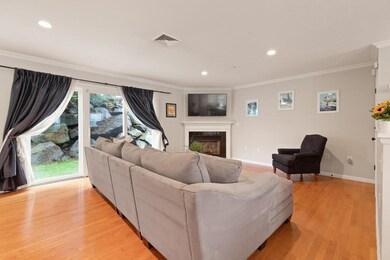 12 Ricciuti Dr unit 4, Quincy, MA 02169 - photo 7