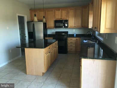 2259 Mallard Pond Dr, Sykesville, MD 21784 - photo 6