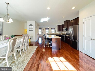 901 Magnolia Blossom Ct, Sykesville, MD 21784 - photo 7