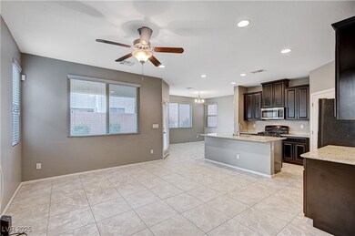 10727 Centerville Bay Ct, Las Vegas, NV 89179 - photo 4