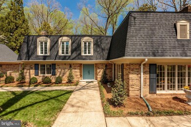 9100 Glenbrook Rd, Fairfax, VA 22031 - photo 4