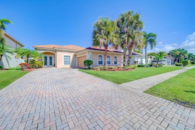 155 Bella Vista Way, Royal Palm Beach, FL 33411 - photo 2