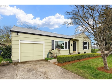 1213 Modoc St, Springfield, OR 97477 - photo 4