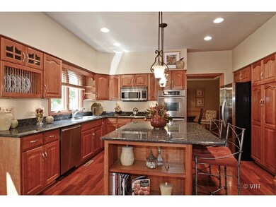 3647 Shakespeare Ln unit 4, Naperville, IL 60564 - photo 3