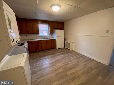 48 S 6th St unit 1, Quakertown, PA 18951 - photo 5