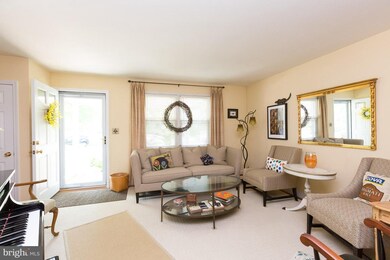 1049 Winsford Rd, Towson, MD 21204 - photo 4