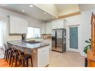 3565 5th St, Hubbard, OR 97032 - photo 6