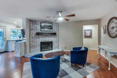 2712 Scenic Hills Dr, Bedford, TX 76021 - photo 5