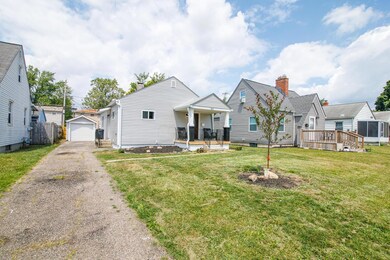 1016 E 20th-5
