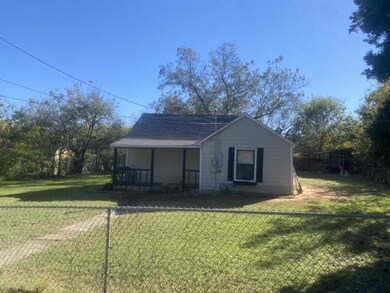 603 W Brady St, Decatur, TX 76234 - photo 3