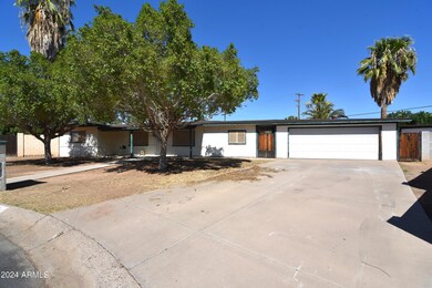 7752 E Akron St, Mesa, AZ 85207 - photo 6