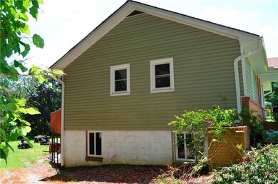 440 Ridge Rd, Hendersonville, NC 28792 - photo 3