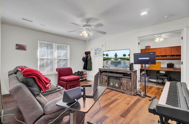 Spacious Family Room