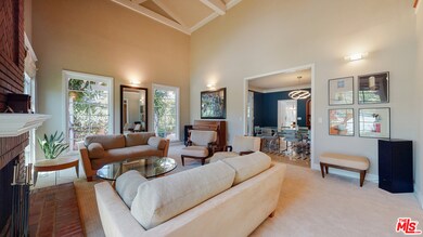 22154 Alizondo Dr, Woodland Hills, CA 91364 - photo 6