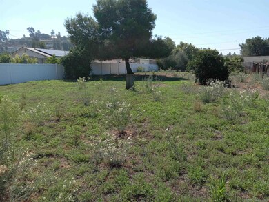 13705 Somerset Rd, Poway, CA 92064 - photo 2