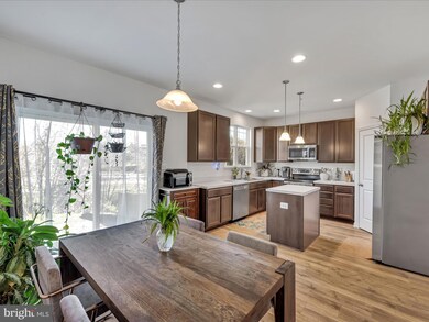 9 S George St, Stewartstown, PA 17363 - photo 7