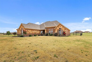 100 Champion Ct, Weatherford, TX 76087 - photo 2