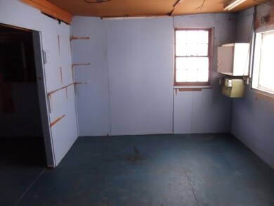 14 Tetu Rd, Groveton, NH 03582 - photo 3