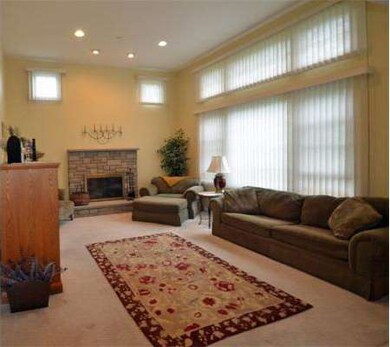 30 Huckleberry Ln, North Andover, MA 01845 - photo 5