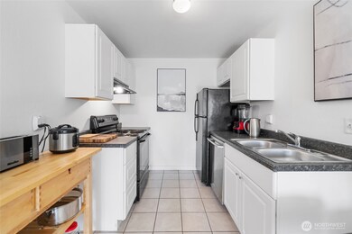 6667 138th Ave NE unit 524, Redmond, WA 98052 - photo 5