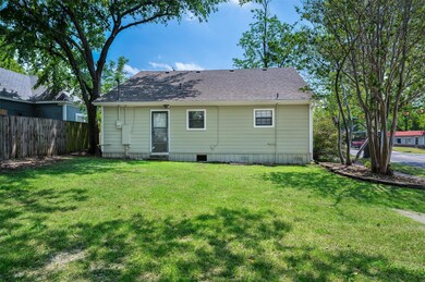 731 W Hull & 912 S Armstrong Ave unit 201 & 101, Denison, TX 75020 - photo 6