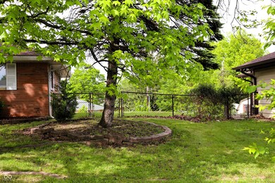 706 Bobs Ct, Beech Grove, IN 46107 - photo 5