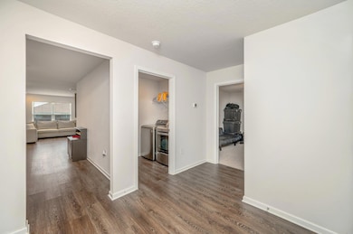14-web-or-mls-4649 Honor Guard Way-10