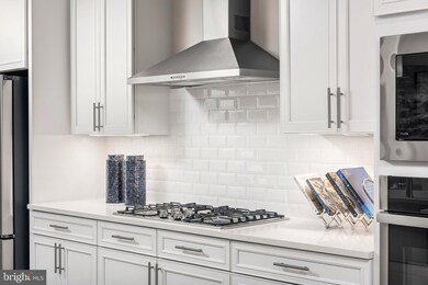 1717 Mill Branch Dr, Laurel, MD 20708 - photo 7