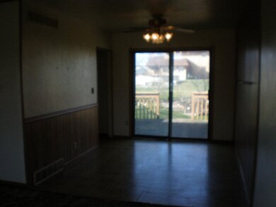 18385 Chaucer Ln, South Bend, IN 46637 - photo 4