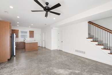 308 E Morgan St unit B, Boonville, MO 65233 - photo 2