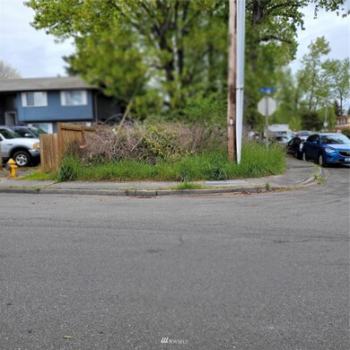 21832 30th Ave S, Des Moines, WA 98198 - photo 2