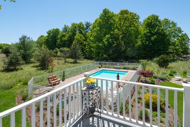17300_Beachview_Dr-50