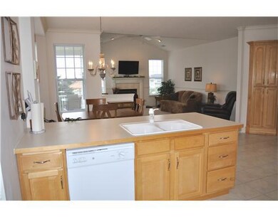 Kitchen. Kitchen, Dining & Living Room