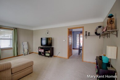 Living room 3