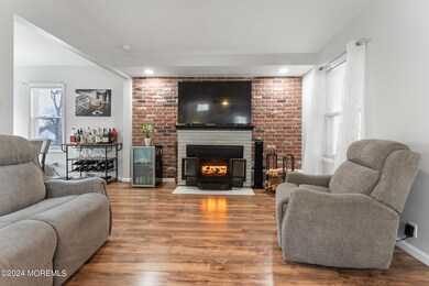 127 Livingston Rd, Linden, NJ 07036 - photo 5