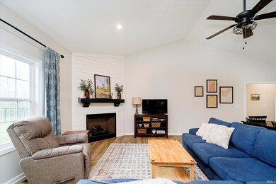 246 Pratt Ln, Covington, IN 47932 - photo 6